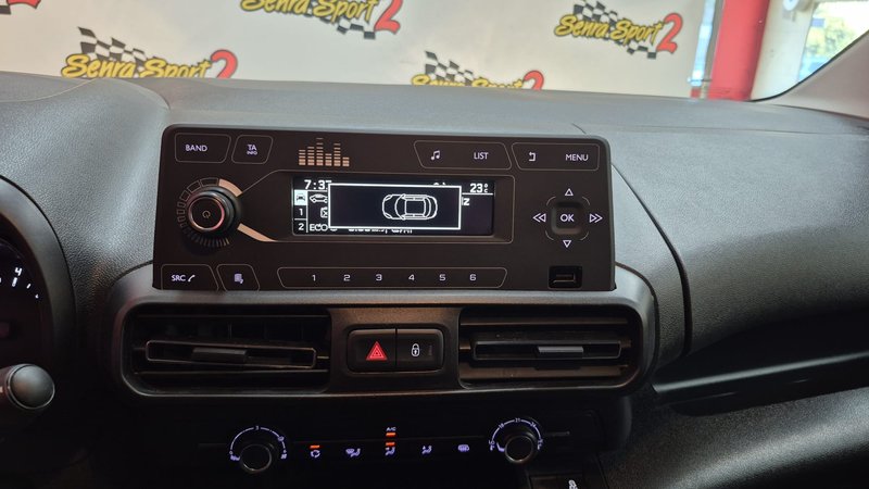 Citroën Berlingo 2022, foto 13