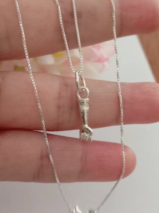 Colgante Higa Suerte  con cadena plata ley