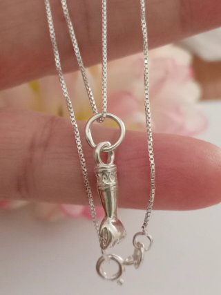 Colgante Higa Suerte  con cadena plata ley