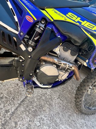 Moto Enduro/Motocross Azul y Negra