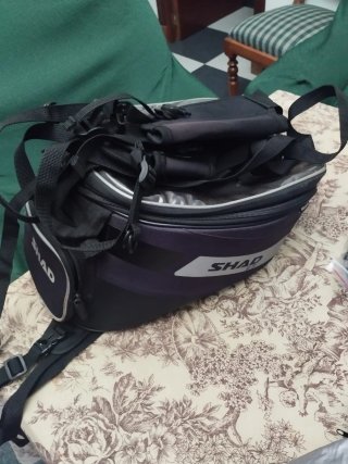 Bolsa sobre depósito SHAD para moto