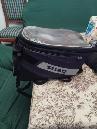 Bolsa sobre depósito SHAD para moto
