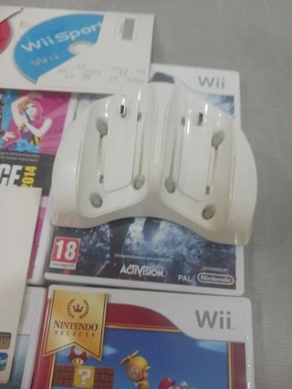 Nintendo Wii + 2 Mandos + Juegos