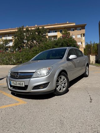 Opel Astra 2011