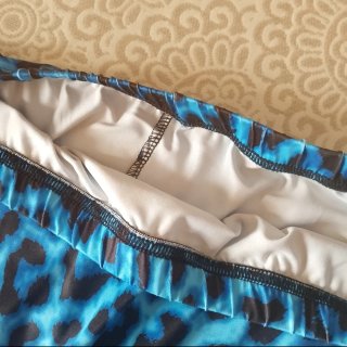 Falda animal print azul Talla L Da mucho más
