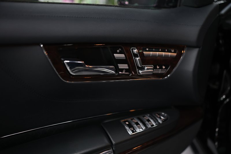 Mercedes-Benz CL 2009, foto 28