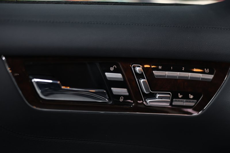 Mercedes-Benz CL 2009, foto 31
