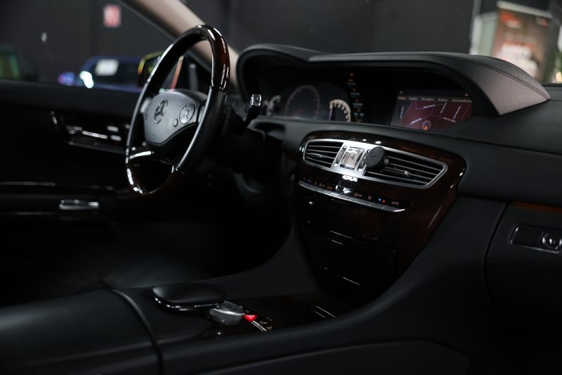 Mercedes-Benz CL 2009, foto 37