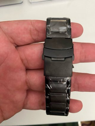 Reloj Emporio Armani Negro y Dorado