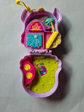 Polly Pocket Campo Avventura con Lama