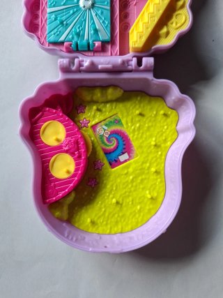 Polly Pocket Campo Avventura con Lama
