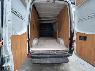 Mercedes-Benz Sprinter 2011
