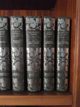 Colección de libros clásicos