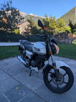 Keeway RKS 125cc Blanca