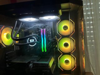 Ordenador pc Gaming de AltaGama + Monitor + perif.