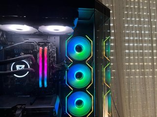 Ordenador pc Gaming de AltaGama + Monitor + perif.