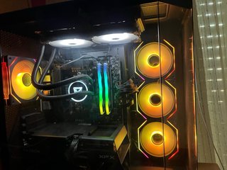Ordenador pc Gaming de AltaGama + Monitor + perif.