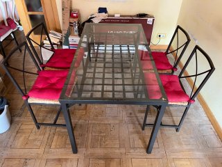 Juego comedor mesa centro cristal y metal