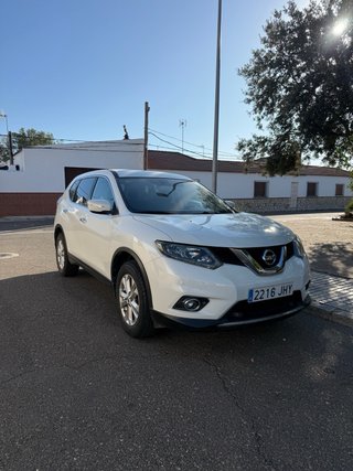Nissan X-Trail 4x4 2015