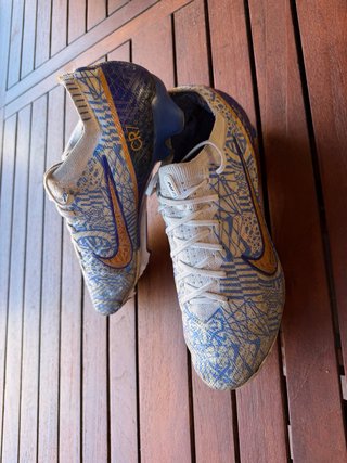 Botas de fútbol Nike CR7 edicion mundial 2022