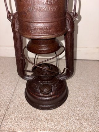 Lámpara de aceite Feuerhand marrón metal