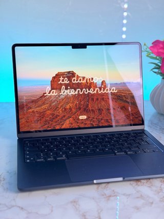 MacBook Air M2 100% + Ticket