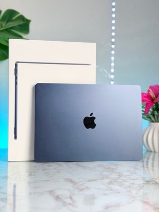 MacBook Air M2 100% + Ticket