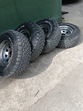 Ruedas BFGoodrich All-Terrain T/A (4 unidades)