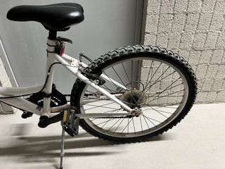 2 Bicicletas Infantiles B'TWIN entre 8 y 10 años