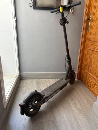 Patinete Eléctrico Xiaomi Negro