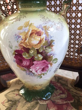 Jarrón de porcelana antiguo floral