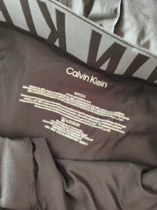 3 Calzoncillos Calvin Klein Microfibra Talla S