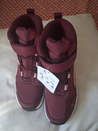 Botas de nieve Puma Evolve rosas y moradas