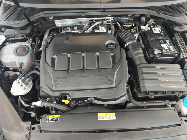 Volkswagen Passat Variant Executive 2.0 TDI D 2021, foto 29