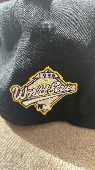 Gorra New Era Yankees Negra y Rosa