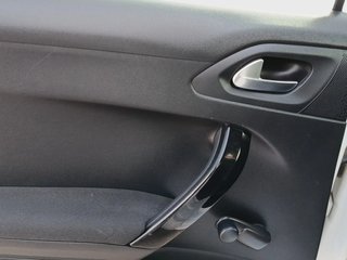 PEUGEOT 208 DESDE 129€/MES ¡SIN PAGAR ENTRADA!