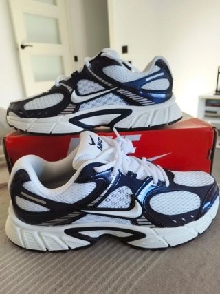 Nike Vomero 5 RNR Blanco Azul Marino