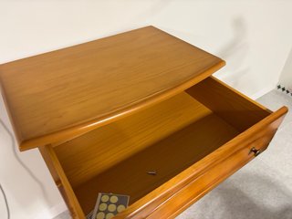 Cómoda sifonier de madera