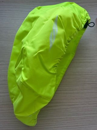 Cubre casco CRIVIT impermeable y reflectante