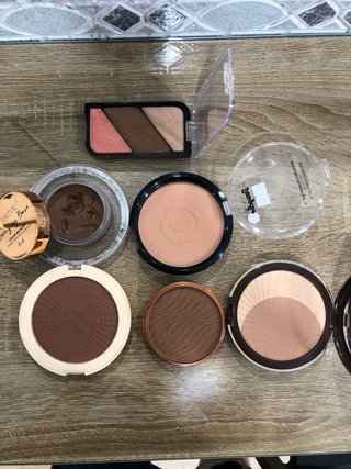 Lote maquillaje: Bronceadores polvo/ crema