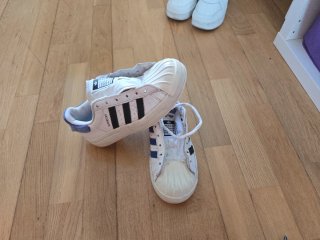 Zapatillas Adidas Superstar Blancas y Azules