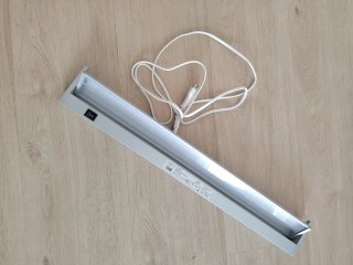 Lámpara LED para armario con interruptor