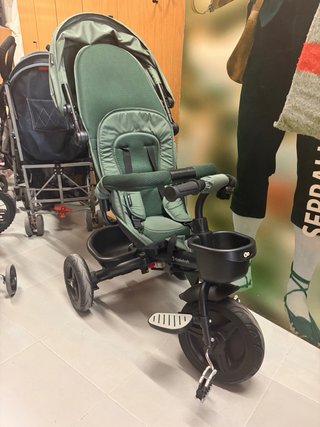 Triciclo evolutivo infantil verde