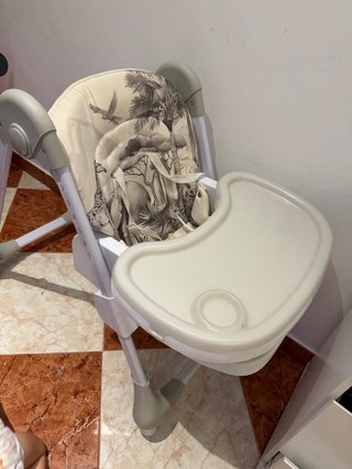 Trona de bebé con cojín estampado