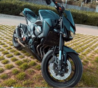 Kawasaki Z800 Negra