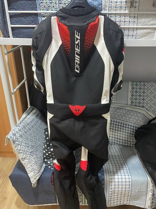 Mono Dainese Laguna Seca Talla 50