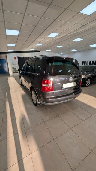 Volkswagen Touran 2006