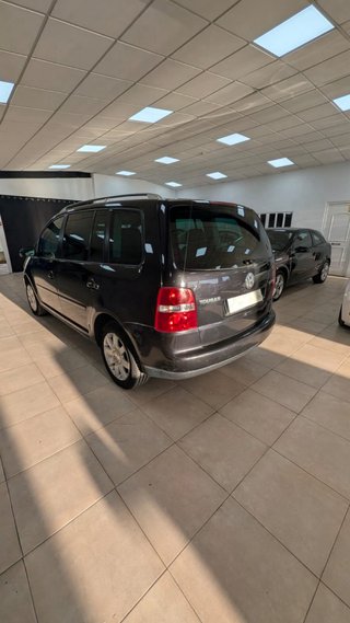 Volkswagen Touran 2006