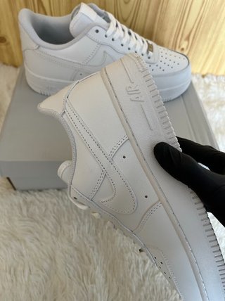 NIKE AIR FORCE I
