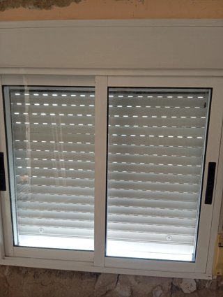 Ventana de aluminio